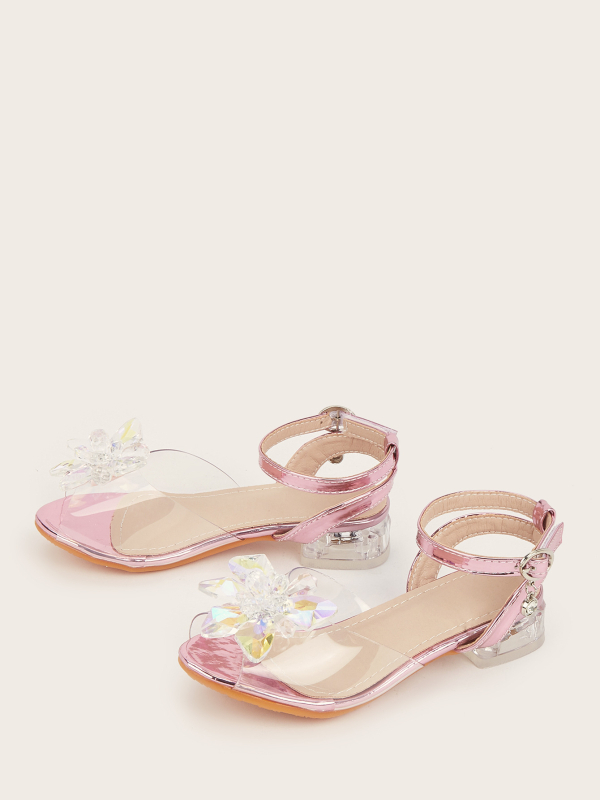 Meitenēm paredzētas sandales ar mikrošķiedras augšdaļu, Velcro aizdare, PU iekšējā odai un zolītei, gumijas zole