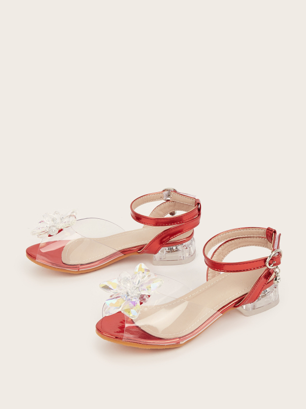 Meitenēm paredzētas sandales ar mikrošķiedras augšdaļu, Velcro aizdare, PU iekšējā odai un zolītei, gumijas zole