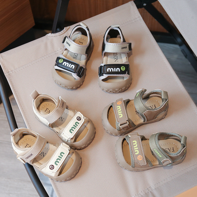 Unisex ljetne sandale za bebe i djecu, mekana podloga, Velcro zatvaranje, zatvoren vrh, sandale za plažu, PVC potplat
