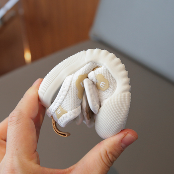 Plažne cipele za djecu 1–3 godine – gornji dio od platna, gumena potplata, Velcro zatvarač, uzorak crtani likovi, ljeto 2025