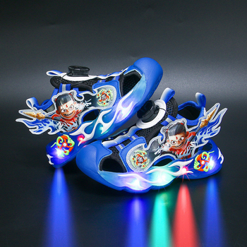 Dječje sportske sandale sa svjetlima, gornji dio od sintetičke kože, EVA đon, zatvaranje okretni gumb, ljeto 2025