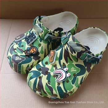 Cros Beppo bērnu sandales ar kamuflāžas rakstu, caurumu dizains, EVA augšdaļa, ikdienas vasaras stils, vecums 4–16 gadi