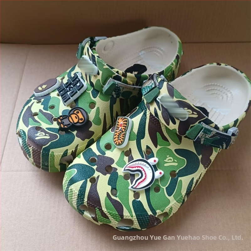 Cros Beppo bērnu sandales ar kamuflāžas rakstu, caurumu dizains, EVA augšdaļa, ikdienas vasaras stils, vecums 4–16 gadi