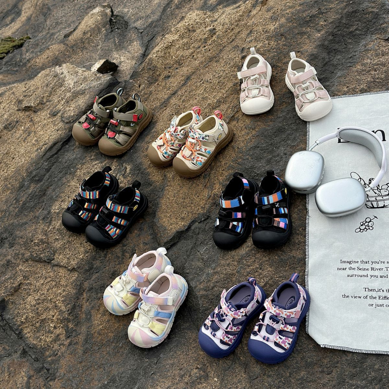 Dječje outdoor tenisice za disanje s gornjim dijelom od trake i mikrovlakana, Velcro kopčanje, gumeni potplat, unisex, za uzrast 1-16 godina