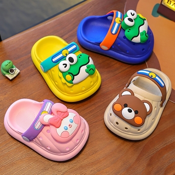 Gyerekeknek PVC felső részű klumpa, uniszex, 2–7 éveseknek, Cartoon Paradise stílus, 2025 nyári megjelenés