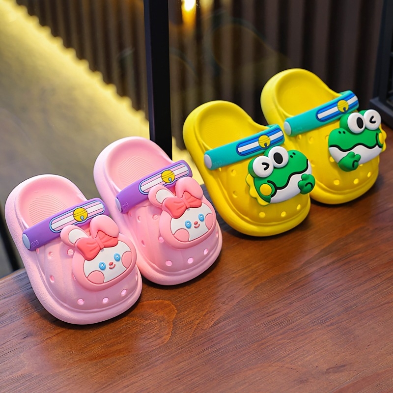 Gyerekeknek PVC felső részű klumpa, uniszex, 2–7 éveseknek, Cartoon Paradise stílus, 2025 nyári megjelenés