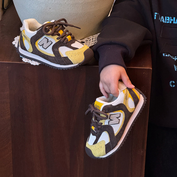 Unisex dječje tenisice od prave kože, toplina flis unutrašnjost, protuklizna gumena potplata, zatvaranje na Velcro, lagane sportske tenisice za zimu, proljeće i jesen