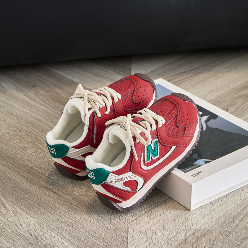 Unisex dječje tenisice od prave kože, toplina flis unutrašnjost, protuklizna gumena potplata, zatvaranje na Velcro, lagane sportske tenisice za zimu, proljeće i jesen