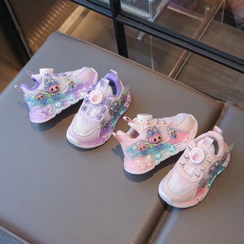 Labubu lányos futócipő — lélegző hálós felső rész, világítás, hercegnő stílus (Kor: 1–6 év; Felsőrész: Háló; Funkciók: lélegző; nedvesség felszívó; Stílus: Hercegnő; Világítás)