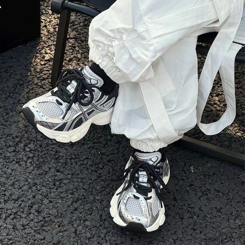 Dječje tenisice u stilu dad shoes s gornjim dijelom od mrežice, 2026 proljeće–ljeto, prozračne unisex sportske patike za djevojčice i dječake, retro dizajn