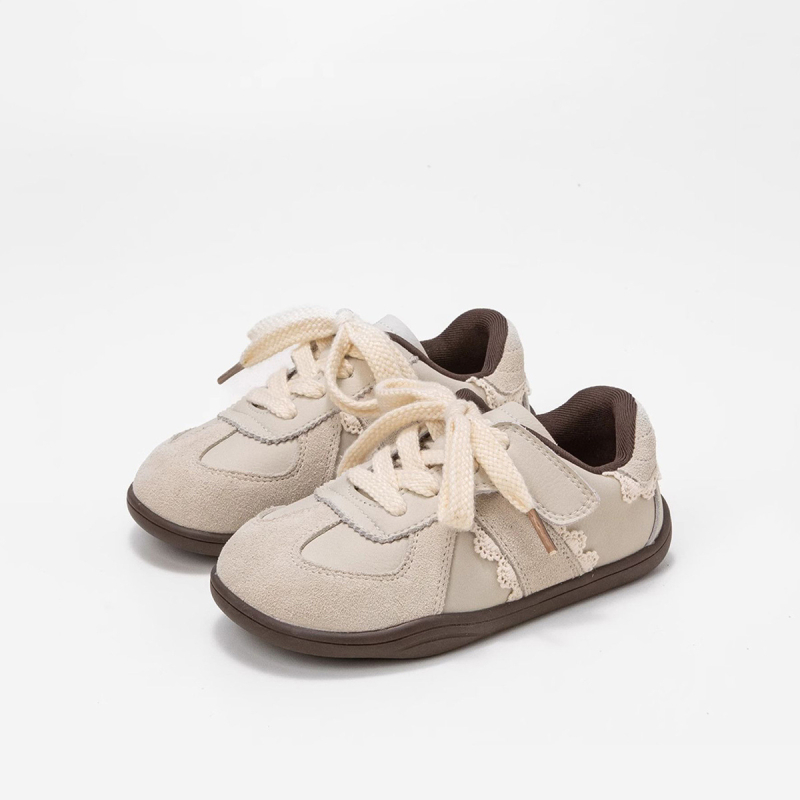 Lányoknak készült edzőcipő PU felsőrésszel, csúszásmentes, kopásálló talppal, Velcro-zárás, 2025 tavasz, 1–12 éves korig