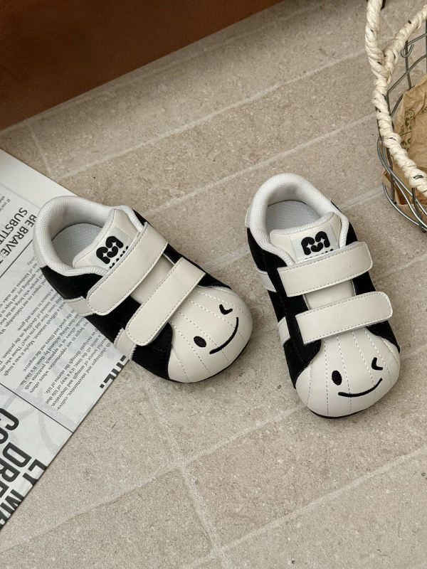 Dječje cipele s Velcro kopčom, pliš unutarnja obloga, dizajn sa smiješnim licem, prozračne, debeli đon, protuklizne