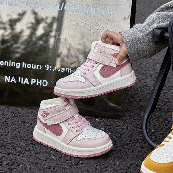 Adidași baschet pentru copii, înălți, cu căptușeală pufoasă, partea superioară din piele naturală, închidere Velcro, talpă din cauciuc, respirabili, unisex, pentru vârste 7–16 ani, lansare toamnă 2025