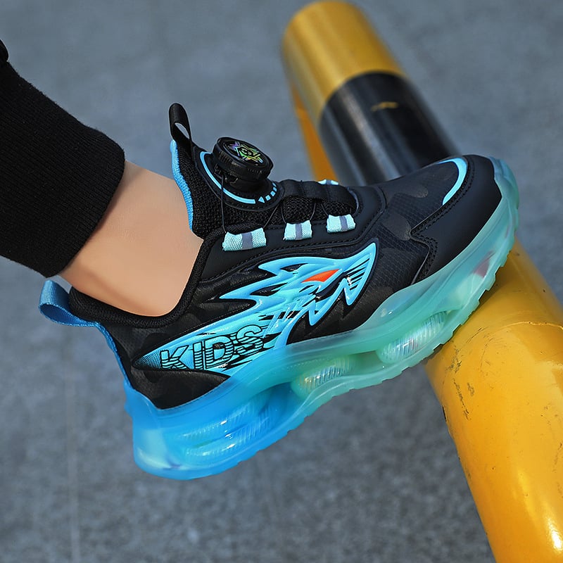 Pantofi sport pentru copii băieți, vară – partea superioară din material sintetic, respirabilă, talpă EVA, suprafață din piele sintetică, închidere cu cataramă rotativă