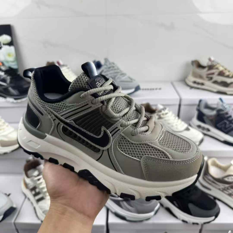 Sportske casual tenisice - unisex, niski gornji dio, mrežasti gornji dio, gumena potplata, prozračne