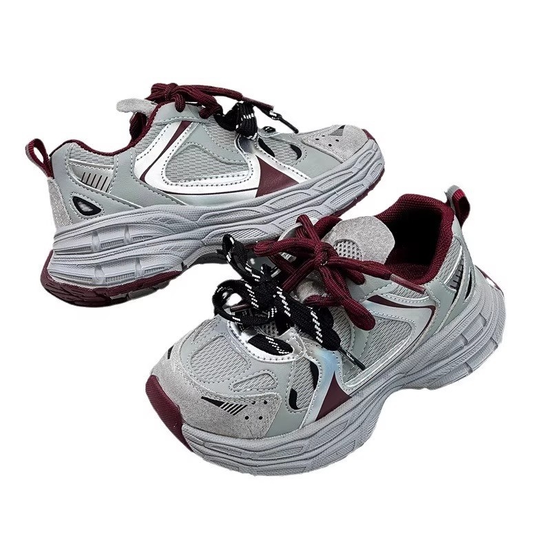 Dječje tenisice u stilu dad shoes s debelom potplatom i zatvaranjem na Velcro, gornji dio od mikrovlatene kože, potplat od gume, sezone zima/proljeće/jesen, dob 4–16 godina