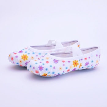 Női tánc cipő — könnyű, bőr talpú, puha talp