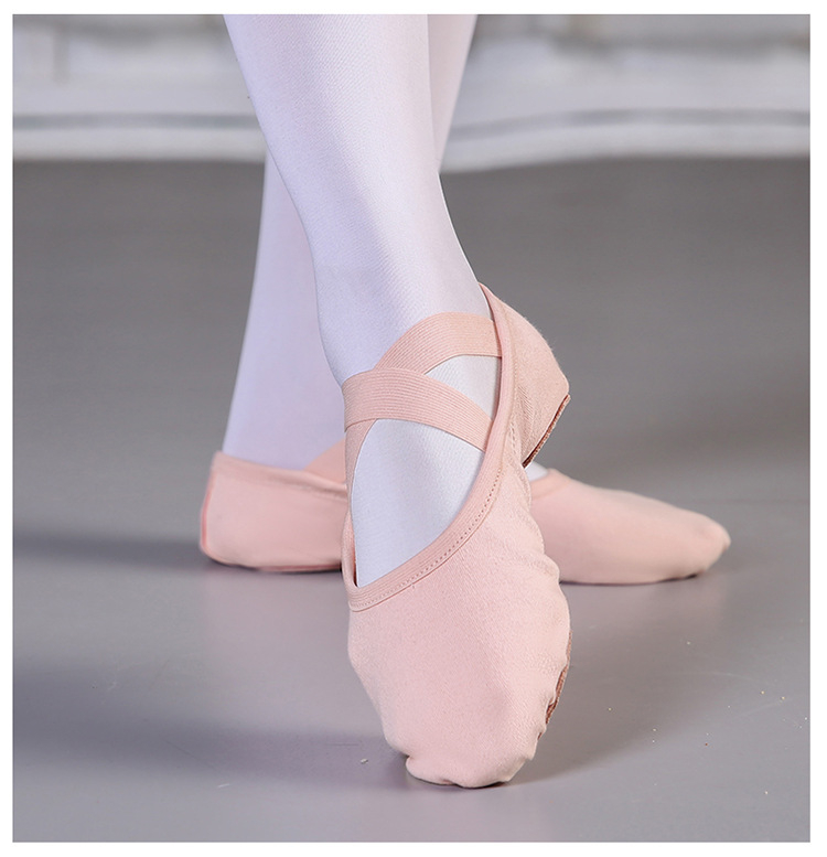 Gyerekeknek való vászon balettcipő puha talppal, macska tappancs mintával, lányoknak