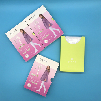 Colanți de balet pentru copii – respirabili, absorb transpirația, anti-scurtare? anti miros; fibră principală: viscoză 75% cu căptușeală din bumbac combed; grosime medie; pentru fete