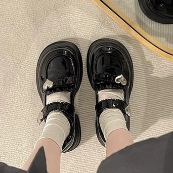 Mergaitei skirti plokšti batai iš sintetinės odos, Korejos stiliaus, Velcro užsegimas, PU vidus ir PU įdėklas