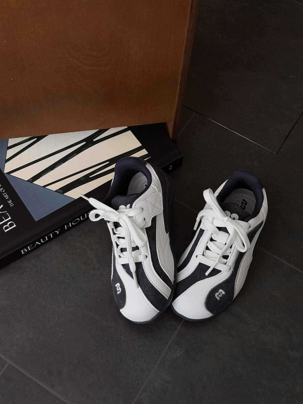 Unisex dječje tenisice za trčanje s Velcro kopčom, gornji dio od kože i velura, gumena potplata, prozračnost i ublažavanje udaraca