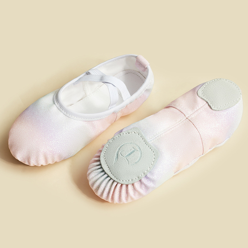 Cipele za ples – gornji dio od sintetičke kože; potplat od kravlje kože; balet i moderni ples (prozračna, lagana, otporna)