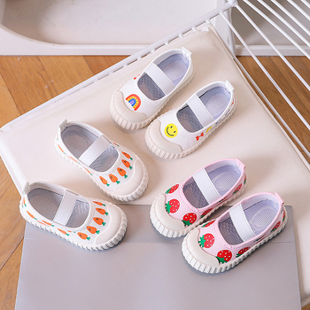 Lányok vászoncipő – slip-on, Cartoon Graffiti minta, alacsony fazon, felsőrész: vászon, talp: műanyag, talpbetét: textil, bélés: pamut, 1–6 éves korosztály, tavasz-nyár-ősz