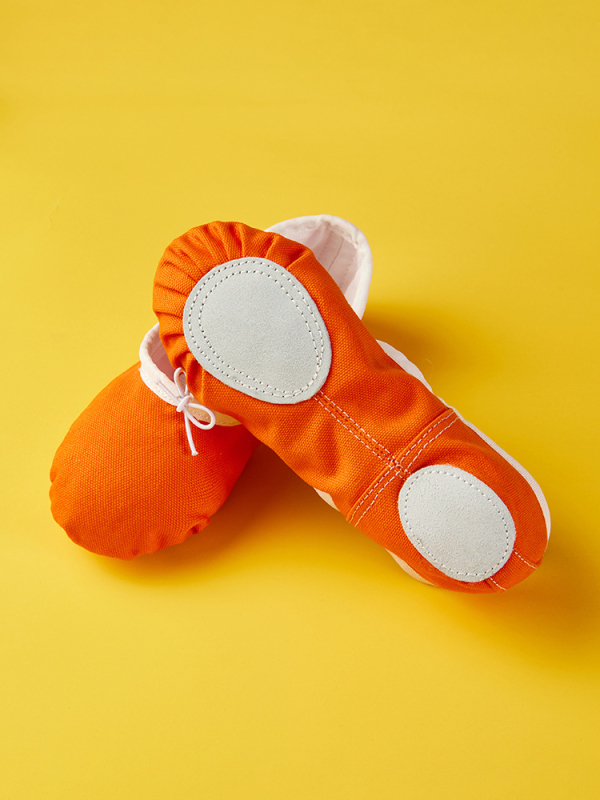 Detské tanečné topánky - šnúrkové, mäkká podrážka, vrchná časť z plátna, unisex, priedušné