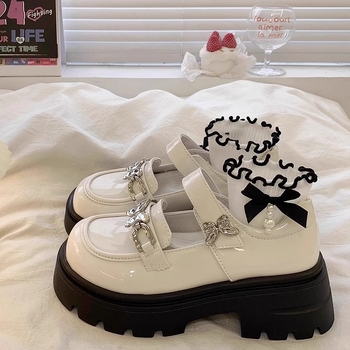 Dievčenské topánky z PU kože – Vintage vyšívanie, nízky vrch, gumová podrážka, zvýšenie výšky