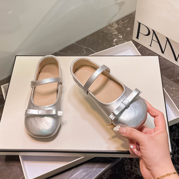 Dievčenské baleríny v štýle princeznej, vrchný diel z mikrovlákna, nízky členok, podrážka z kompozitu, odolné voči opotrebeniu