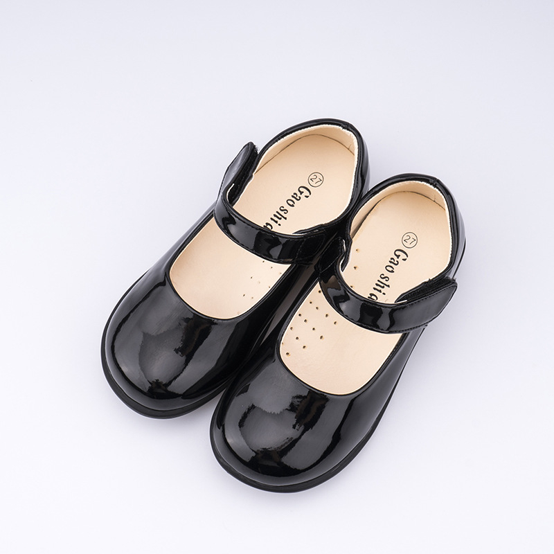 Iskolai cipő lányoknak – Velcro-zárás, két rétegű marha bőrből készült felsőrész, természetes bőr talpbetét, gumitalp, egész éves viselet