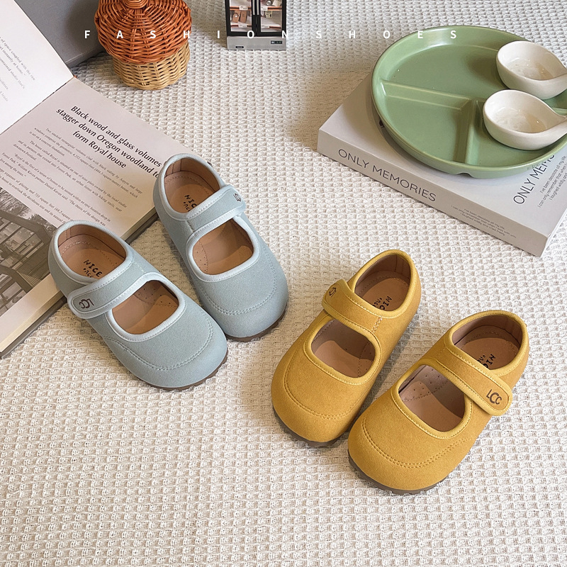 Lány Mary Jane bőr cipők - Velcro zárás, PU felsőrész, gumírozott talp, kerek orr, alacsony profil