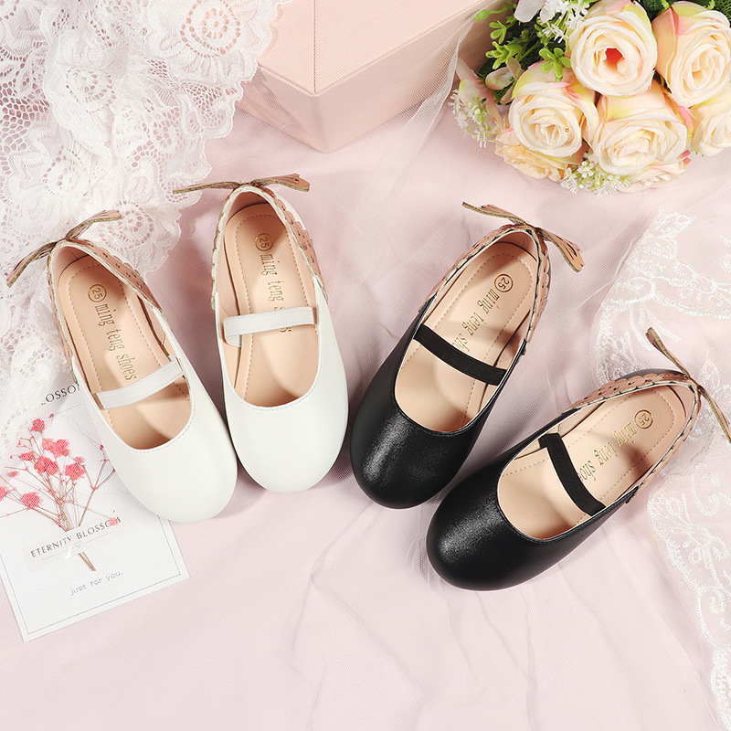 Lányoknak készült mikroszálas bőrcipő, hercegnő stílusú, pillangó mintával, alacsony felső rész, elasztikus pánt, puha talp