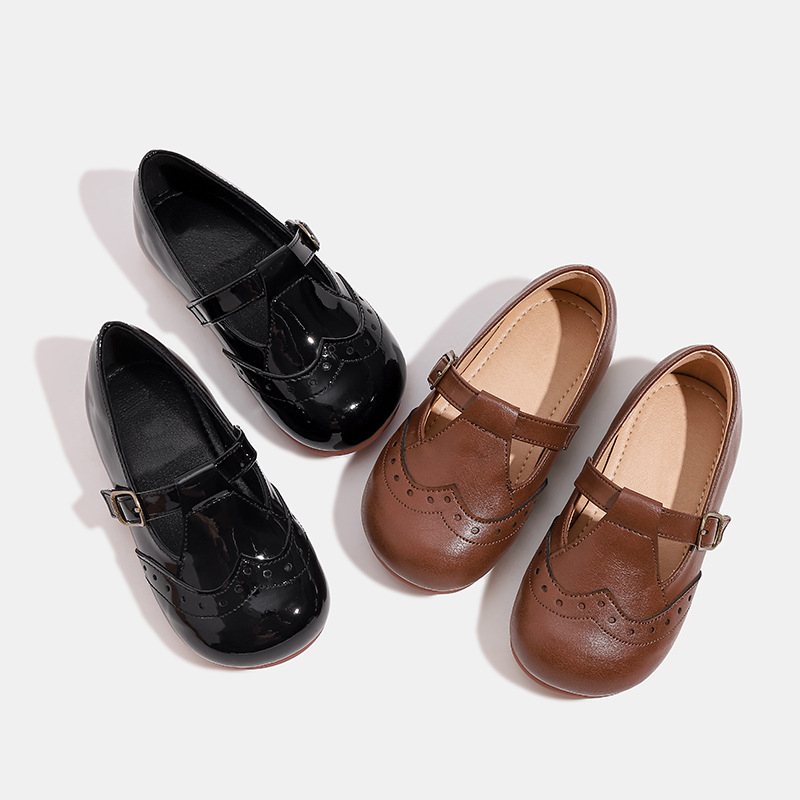 Dječje cipele za djevojčice u stilu Vintage British: gornji materijal mikrofiber, uložak od prirodne kože, gumena podstava, Velcro kopča, niski profil, prozračne, protuklizne