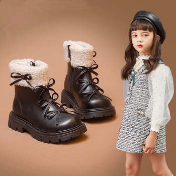 Lányoknak szóló Martin csizma – téli, PU felsőrész, gumírozott talp, oldalsó cipzár, alacsony szár, műszőrös bélés