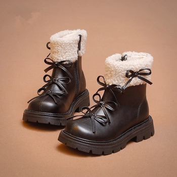 Lányoknak szóló Martin csizma – téli, PU felsőrész, gumírozott talp, oldalsó cipzár, alacsony szár, műszőrös bélés