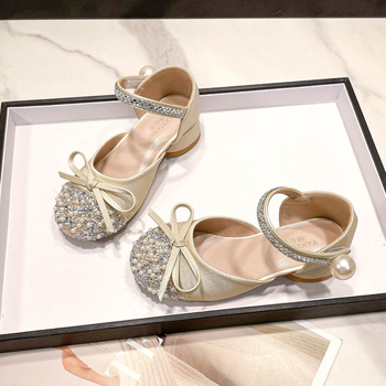 Hercegnő-stílusú lánycipő alacsony sarkú, Velcro-záródás, mikroszálas felsőrész, gumitalp, belső talp műbőr