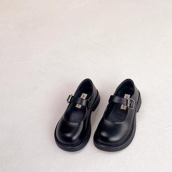 Lányoknak készült bőr Mary Jane cipő - Felső rész mikrofiber, Gumírozott talp, Bőr bélés, PU belső talp, Velcro-zár