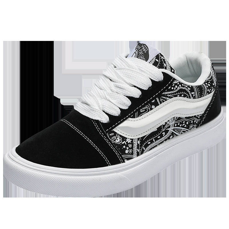 Loafers pentru bărbați – partea superioară din velur, căptușeală respirabilă, talpă din cauciuc, închidere cu șireturi, talpă joasă (Velur upper; Breathable lining; Rubber sole; Lace-up; Low-top)