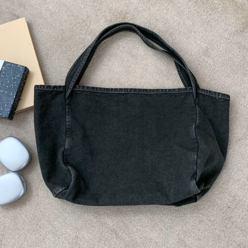 Platnena torba preko ramena u stilu Tote, sa skrivenim džepom na zip i džepom za telefon, horizontalni kvadratni oblik, otvoreni vrh