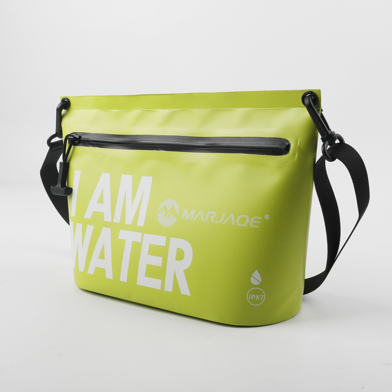 IPX7 vodootporna clutch torbica, PVC materijal, 2,5 L kapaciteta, korejski stil, pogodna za vožnju biciklom, plažu i plivanje
