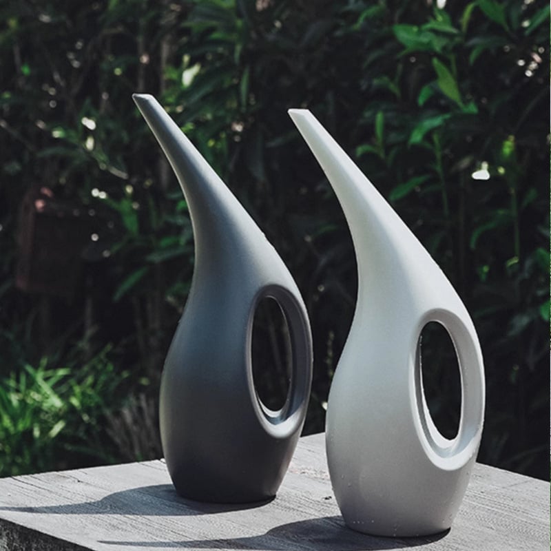 Záhradná kanvička na zalievanie s dlhým výtokom, nordický štýl, PE materiál, Presbyter značka, kapacita 1.5L/2.5L