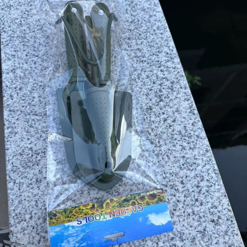 Hard Bones сет от градинарски инструменти, три части: широка лопата, тясна лопата и гребло, за домашно засаждане на цветя и зеленчуци