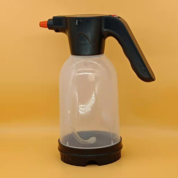 Elektromos permetezőfej háztartási használatra — műanyag kivitel, márka Qingxin Green Garden.