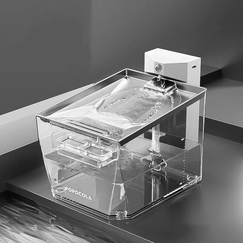 Mājdzīvnieku ūdens dozators ar automātisku cirkulāciju, bezvadu, atdalāms, piemērots suņiem un kaķiem, svars 1,5 kg