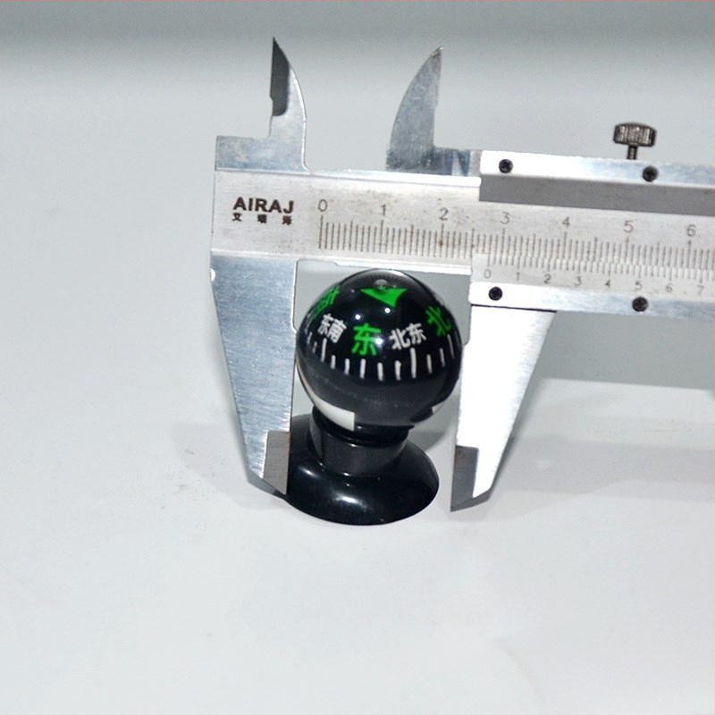 Μπάλα πυξίδας αυτοκινήτου με βεντούζα — εξωτερικό διακοσμητικό αξεσουάρ αυτοκινήτου