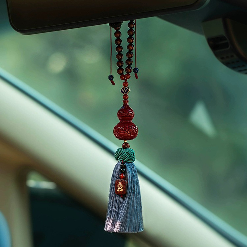 Auto privjesak od cinnabara, oblik tikve, porijeklo Hunan, proljeće 2024, srednjovjekovni stil, književni retro