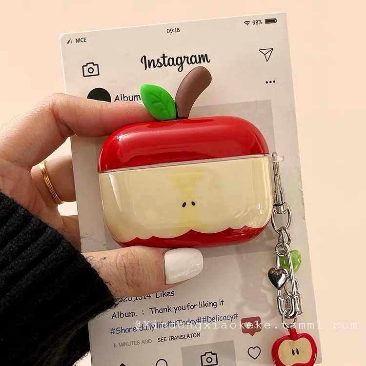 Puzdro AirPods Pro 3 s dizajnom červeného jablka – TPU, mäkký kryt, vstrekovanie, kompatibilné s Apple, personalizácia k dispozícii