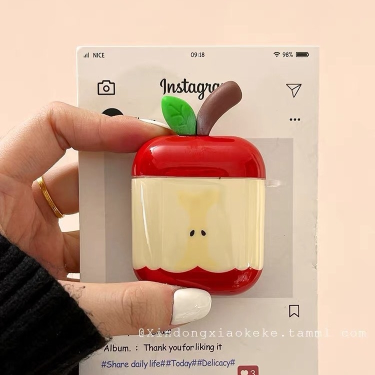 Puzdro AirPods Pro 3 s dizajnom červeného jablka – TPU, mäkký kryt, vstrekovanie, kompatibilné s Apple, personalizácia k dispozícii