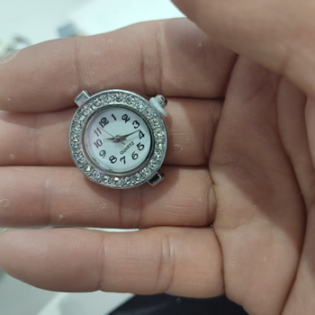 Ceas feminin cu diamante, cuarț, model JZ0004, cadran rotund, curea din aliaj, carcasă metalică